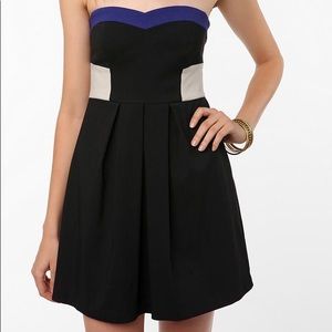Urban Outfitters strapless color block dress - XS